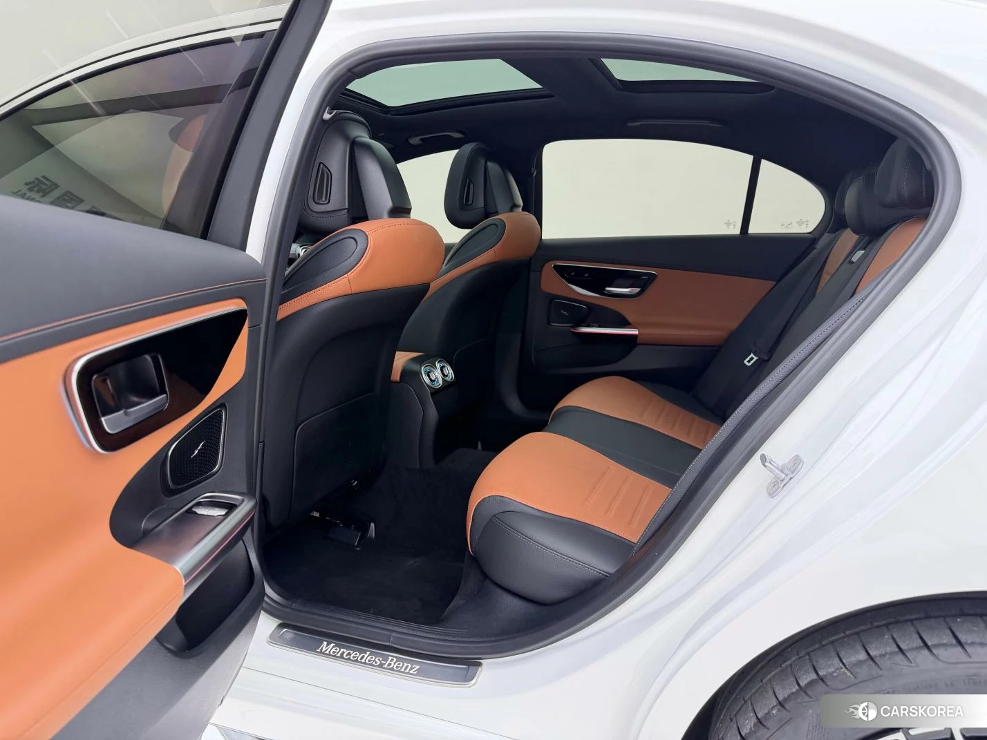 Mercedes-Benz Class C id 4407470 из Китая 17