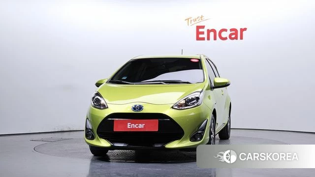 Toyota Prius C id 3905649 из Кореи 13