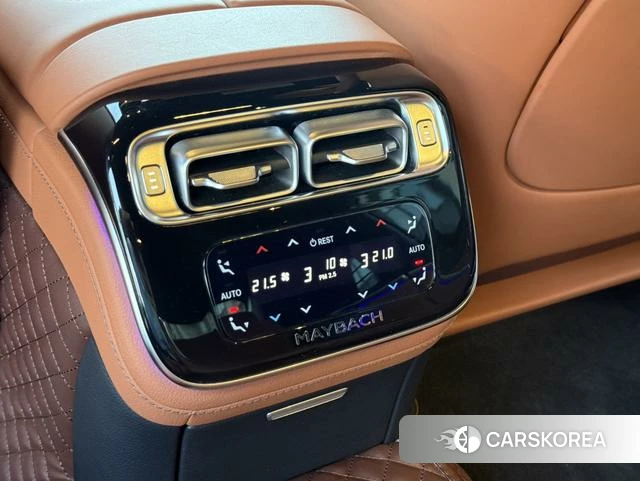 Mercedes-Benz Maybach S-class 2023 Черный из Китая, фото 6