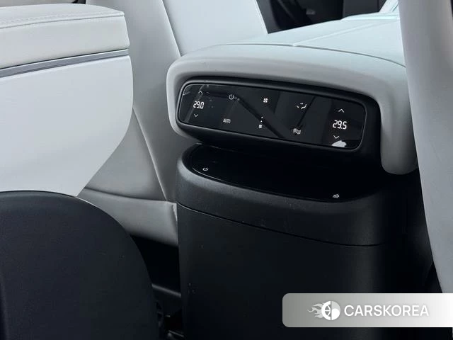 Xiaopeng Motors Xiaopeng X9 id 4219773 из Китая 21