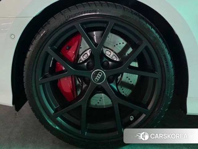 Audi RS3 (8Y) 2025 Белый из Кореи, фото 5