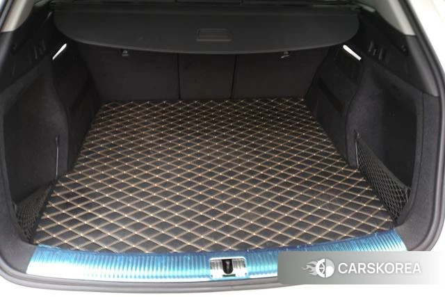 Audi Q5L id 4276733 из Китая 10
