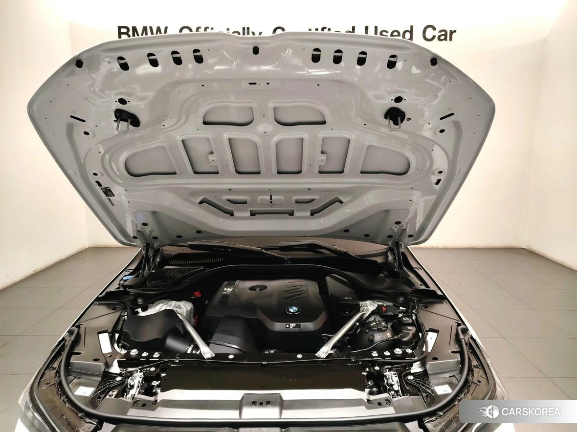 BMW 5 series 2025 Белый из Китая, фото 5