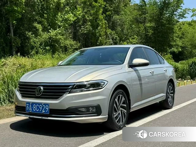 Volkswagen Lavida 2022 Шампань из Китая, фото 3