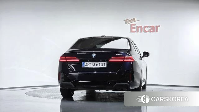 BMW 5 Series (G60) id 4767866 из Кореи 23