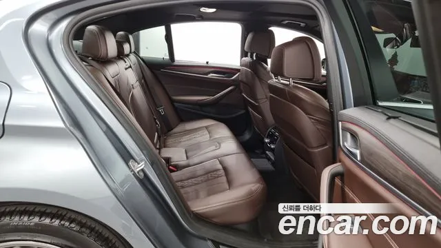 BMW 5 Series (G30) id 2684912 из Кореи 13