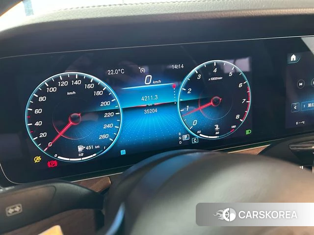 Mercedes-Benz E-class id 4348441 из Китая 9