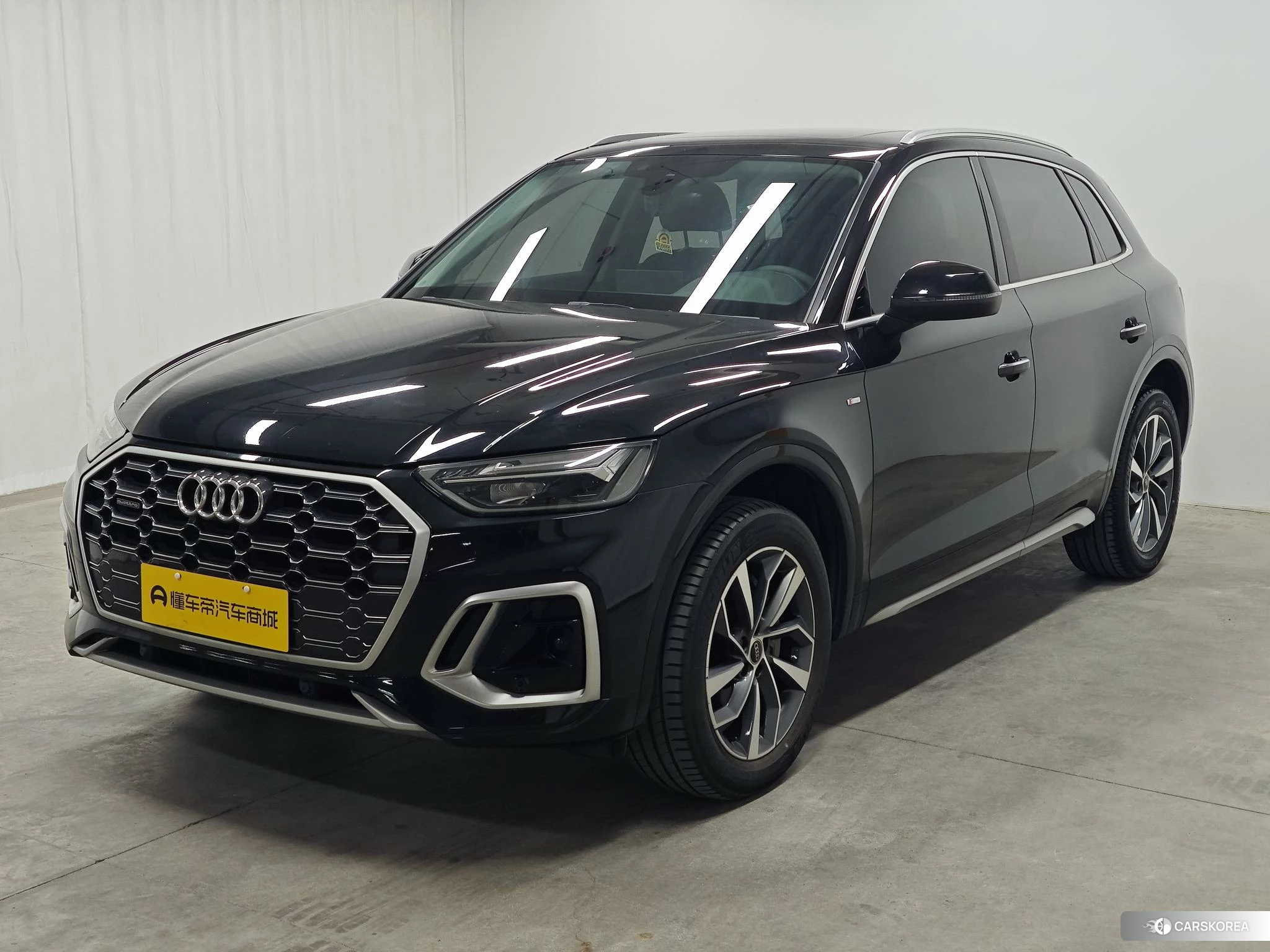 Audi Q5L id 4407460 из Китая 13