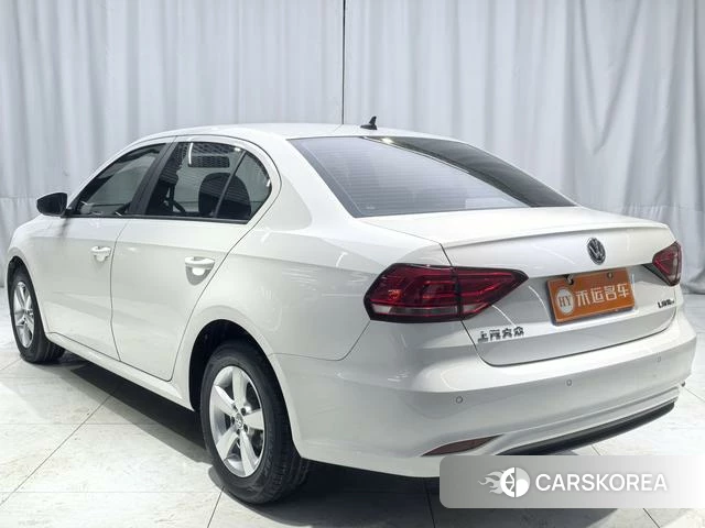 Volkswagen Lavida 2023 Белый из Китая, фото 5