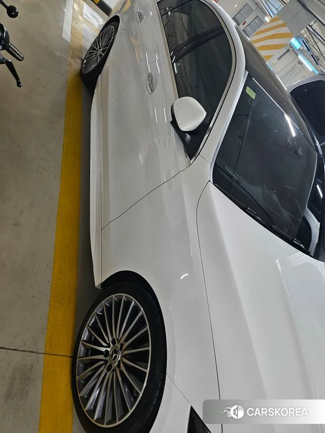 Mercedes-Benz C-Class W206 2023 Белый из Кореи, фото 3