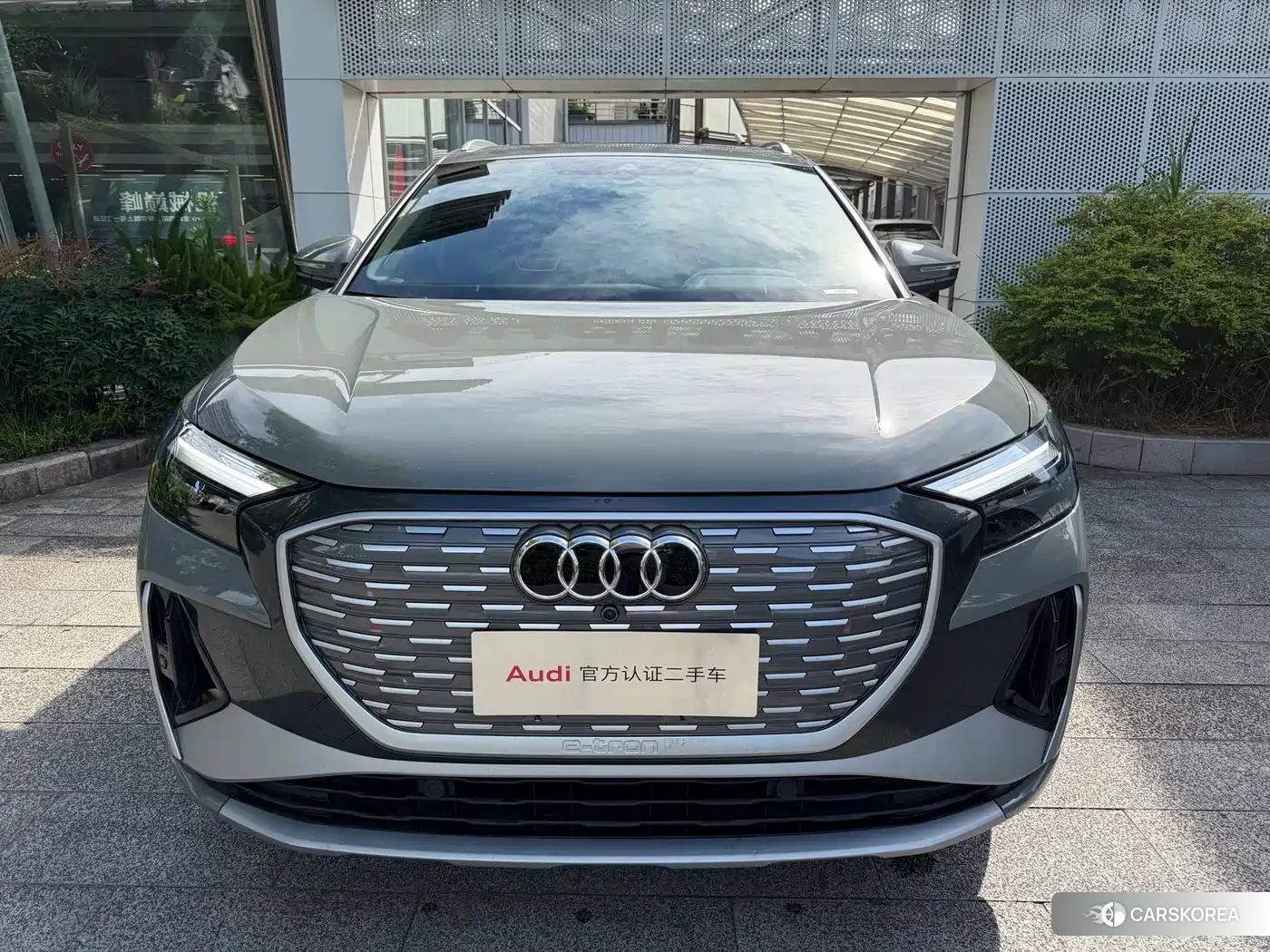 Audi Q4 2024 Silver/gray из Китая, фото 3