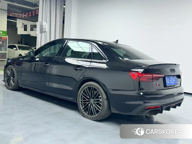 Audi S4 2022 Черный из Китая, фото 3