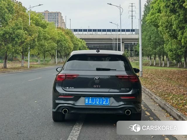 Volkswagen Golf GTI 2022 Темно-серый из Китая, фото 4