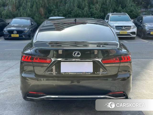 Lexus LS 2022 Черный из Китая, фото 4