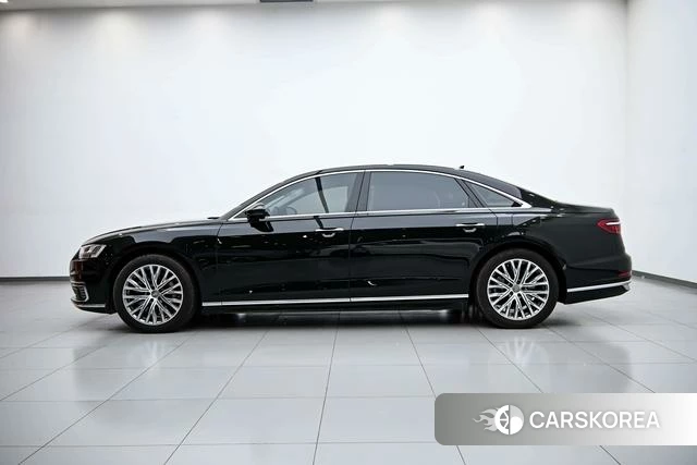 Audi A8 PHEV id 4298109 из Китая 23