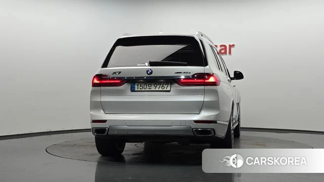BMW X7 (G07) id 4637421 из Кореи 23