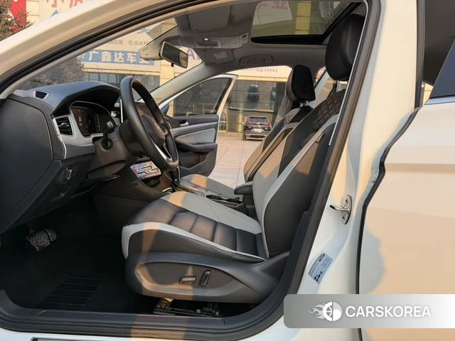 Volkswagen Bora id 4256081 из Китая 14