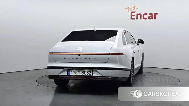 Hyundai Grandeur (GN7) id 4613257 из Кореи 23