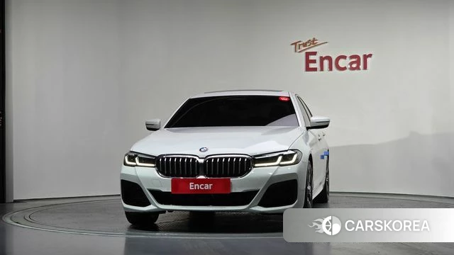BMW 5 Series (G30) id 4489997 из Кореи 23