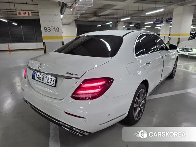 Mercedes-Benz E-Class W213 id 3489216 из Кореи 10