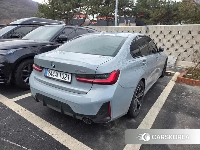 BMW 3 Series (G20) 2025 Светло-серебряный цвет из Кореи, фото 5