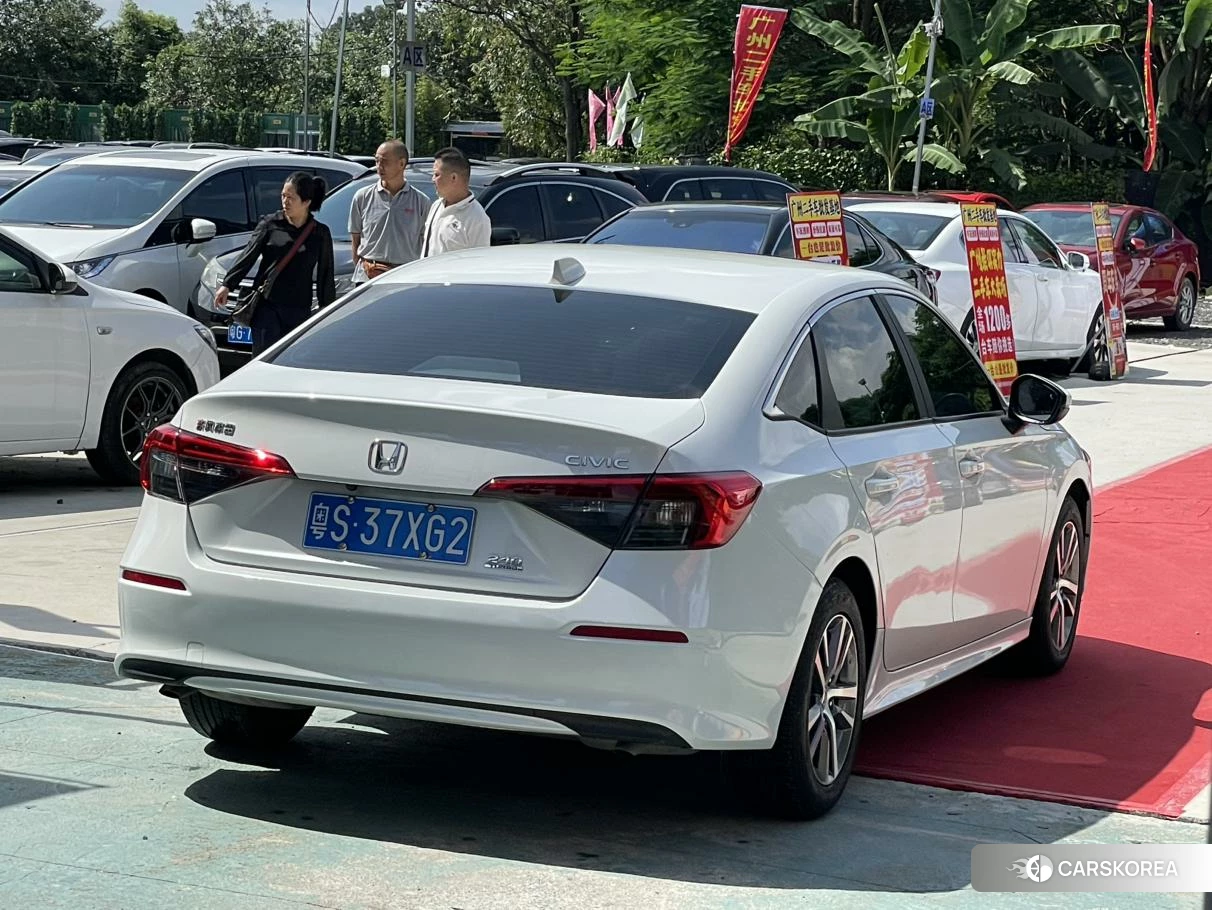 Honda Civic 2022 Белый из Китая, фото 3