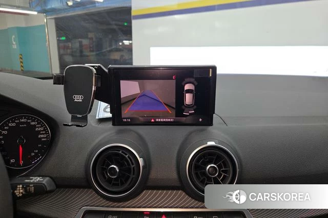 Audi Q2L id 3791766 из Китая 10