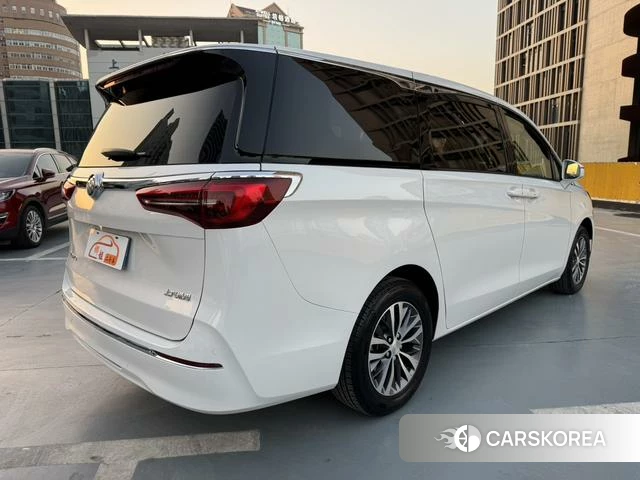 Buick GL8 id 4239254 из Китая 8