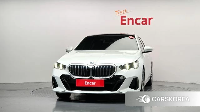 BMW 5 Series (G60) id 4739610 из Кореи 23