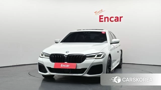 BMW 5 Series (G30) id 4020636 из Кореи 13