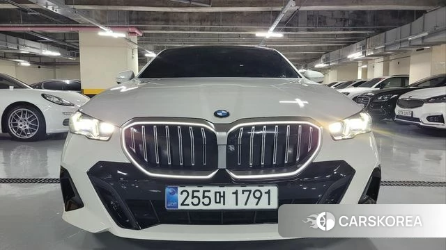 BMW 5 Series (G60) id 4394524 из Кореи 13