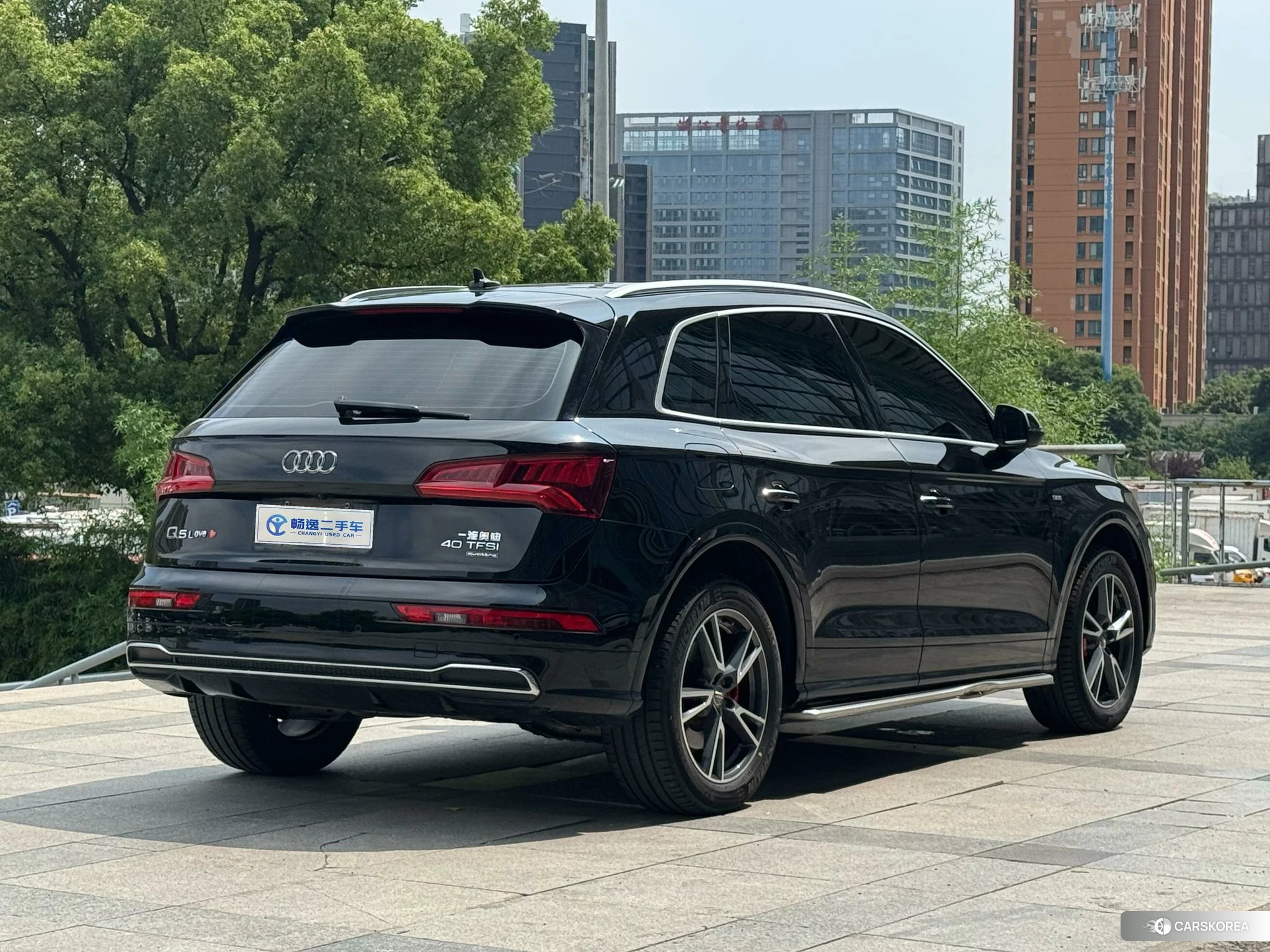 Audi Q5L id 4419060 из Китая 13