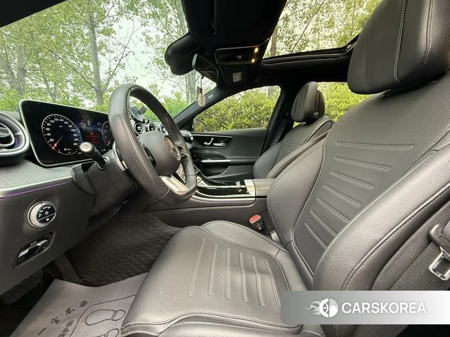 Mercedes-Benz Class C 2024 Белый из Китая, фото 3