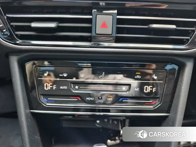 Volkswagen Tuyue 2022 Белый из Китая, фото 3