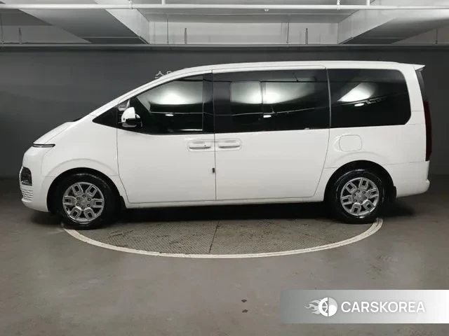 Hyundai Staria id 3488428 из Кореи 13