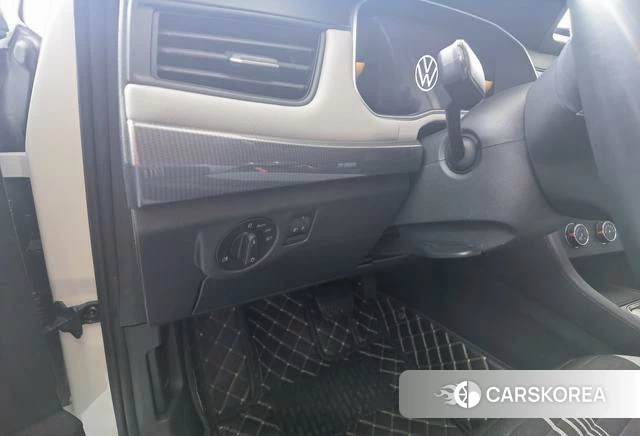 Volkswagen Bora id 4259996 из Китая 11