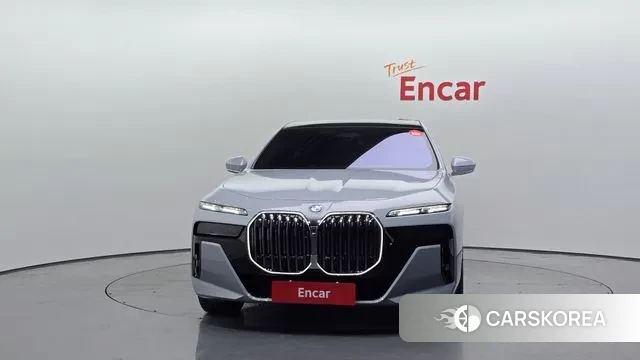 BMW 7 Series (G70) id 3011117 из Кореи 13