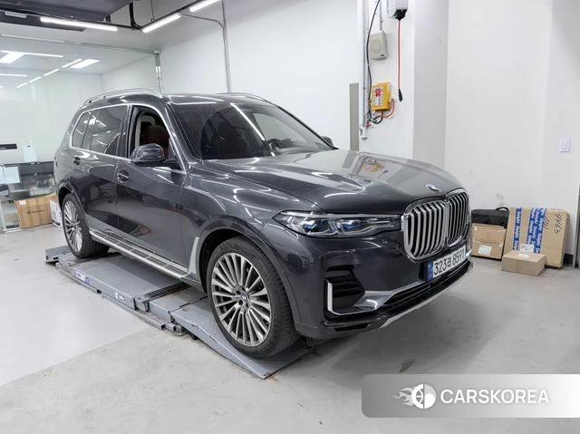 BMW X7 (G07) 2022 Серый из Кореи, фото 3