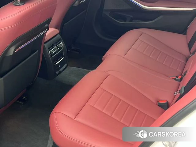BMW 3 series 2021 Белый из Китая, фото 5
