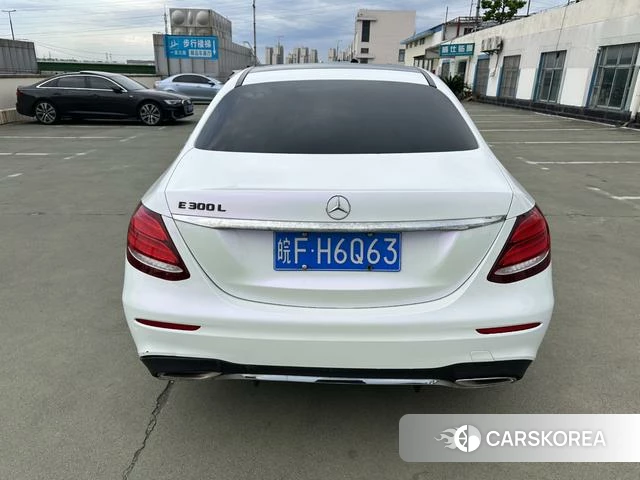 Mercedes-Benz E-class id 4241740 из Китая 13