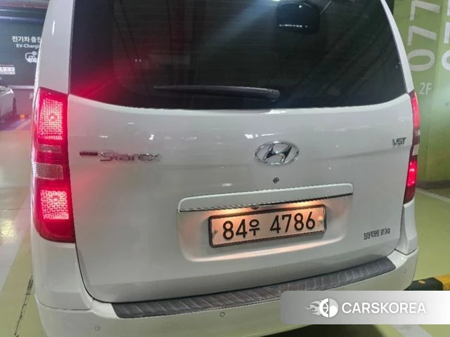 Hyundai The New Grand Starex 2019 Белый из Кореи, фото 3