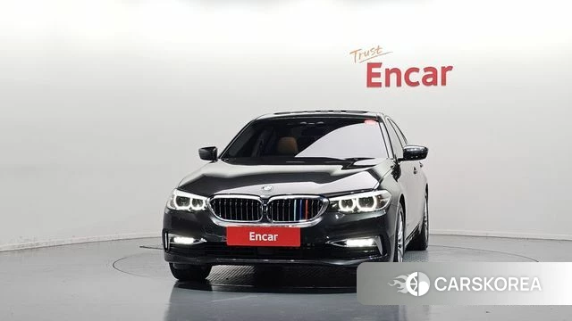 BMW 5 Series (G30) id 4836636 из Кореи 23
