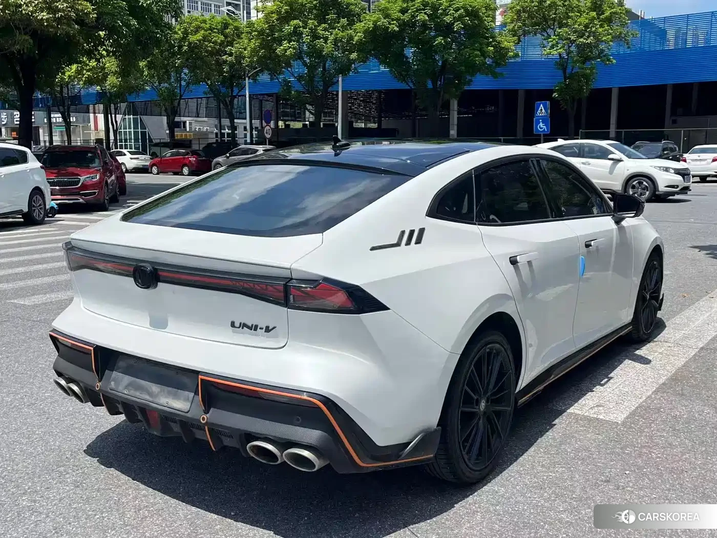 Chang'an UNI-V id 4629614 из Китая 9