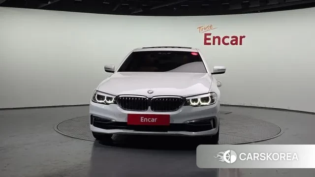 BMW 5 Series (G30) id 3612570 из Кореи 13