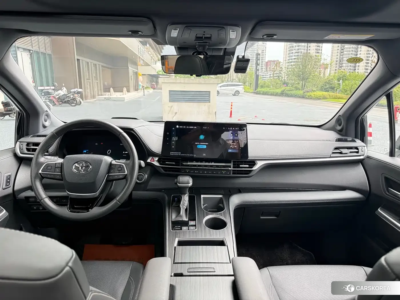 Toyota Sienna 2024 Черный из Китая, фото 4
