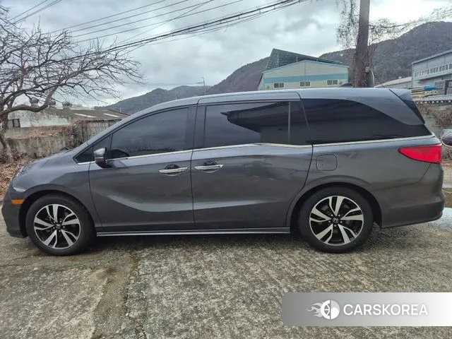 Honda Odyssey 2019 Синий из Кореи, фото 3