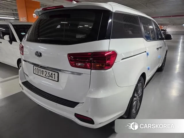 Kia The New Carnival id 3449277 из Кореи 13