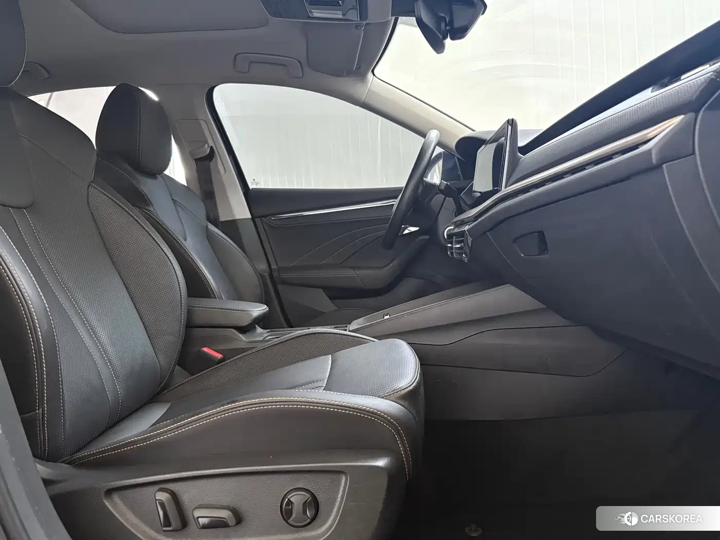 Skoda Octavia id 4545671 из Китая 16