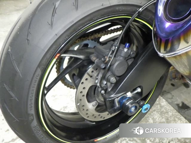 Suzuki GSX-S1000 id 4183615 из Японии 17