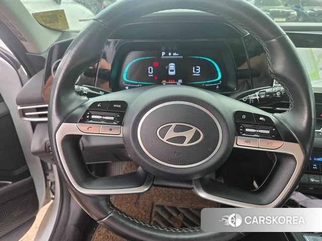 Hyundai The New Avante (CN7) 2024 Белый из Кореи, фото 3